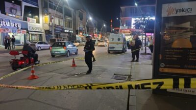 Sakarya’nın Akyazı ilçesinde araçtan indiği sırada tabancasının kazara ateş alması