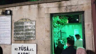 İstanbul’da arefe günü dolayısıyla Beykoz’daki Hz. Yuşa Türbesi’nin bulunduğu Yuşa