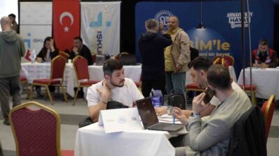 İstanbul’un Arnavutköy ilçesinde Engelliler Haftası kapsamında düzenlenen “Engelsiz İstihdam Fuarı”,