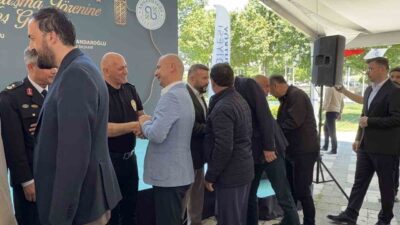 Arnavutköy Belediyesi ve Arnavutköy Kaymakamlığınca düzenlenen geleneksel bayramlaşma programında ilçe