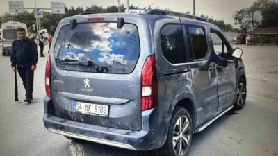 Arnavutköy’de meydana gelen zincirleme kazada 5 kişi yaralanırken, olay anı