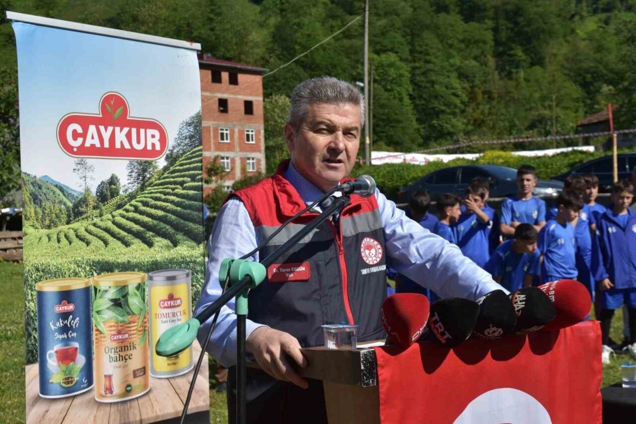 Rize ve Trabzon’un ardından Artvin’de de yeni sezon yaş çay