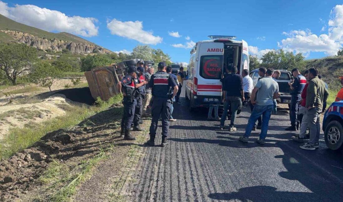 Nevşehir’in Ürgüp ilçesinde, asfalt çalışması sırasında kontrolden çıkarak şarampole devrilen