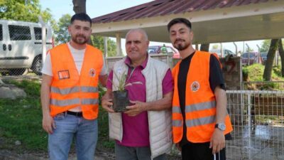 Samsun Atakum Belediyesi ekipleri, Kurban Bayramı arefesi kabir ziyareti yapan