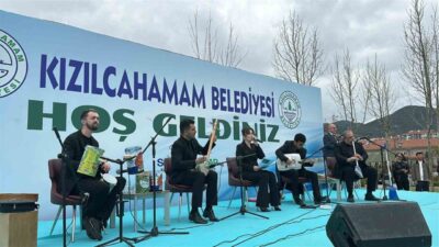 Ankara’nın Kızılcahamam ilçesinde düzenlenen “Sıfır Atık Orkestrası” konseri, atıklardan yapılan