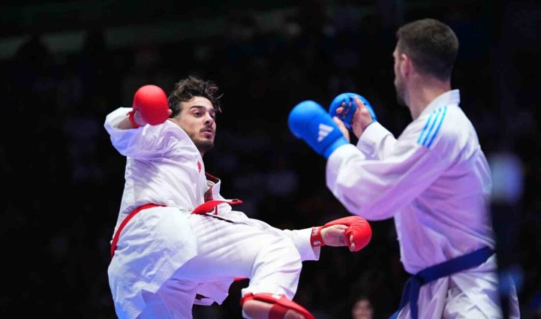 Büyükler Avrupa Karate Şampiyonası’nda Türkiye, erkek takım kumitede gümüş madalya