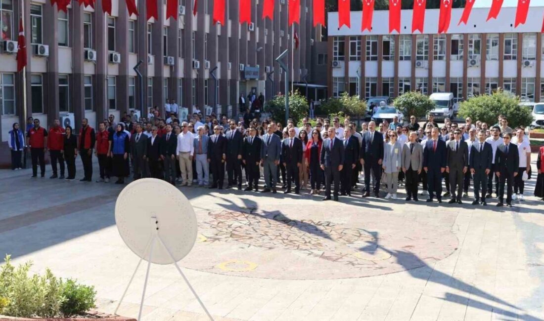 Aydın’da 15-21 Mayıs Gençlik Haftası, düzenlenen resmi törenle başladı. Türkiye