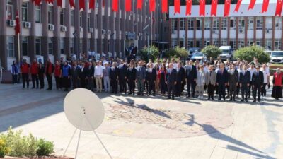 Aydın’da 15-21 Mayıs Gençlik Haftası, düzenlenen resmi törenle başladı. Türkiye