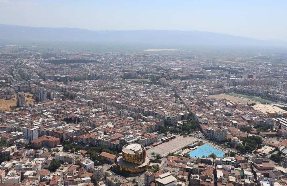 Aydın’da yarından itibaren hava sıcaklıklarının 3-4 derece artması bekleniyor. İl