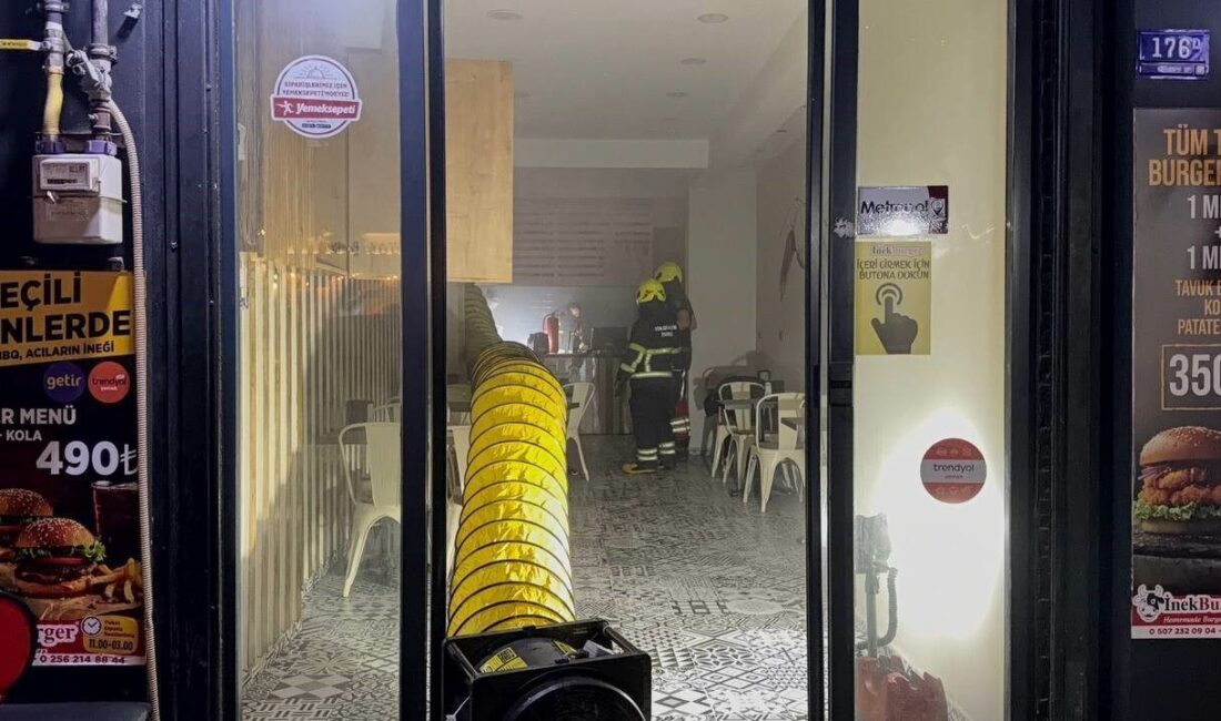 Aydın’ın Efeler ilçesindeki bir iş yerinin mutfak kısmında çıkan yangın