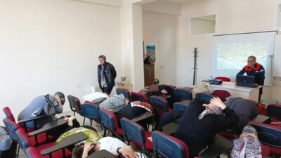 Aydın’da AFAD İl Müdürlüğü tarafından kursiyerler ile otel personeline yönelik