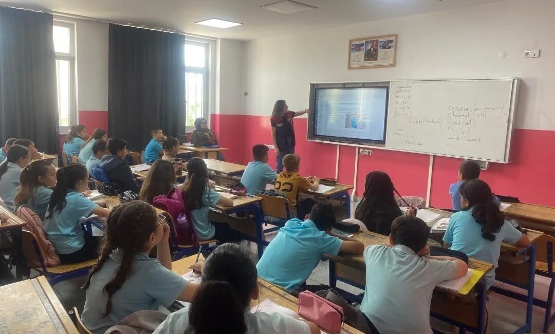 Aydın’ın Efeler ilçesinde öğrencilere “Gıda okuryazarlığı ve gıda hijyeni” eğitimi