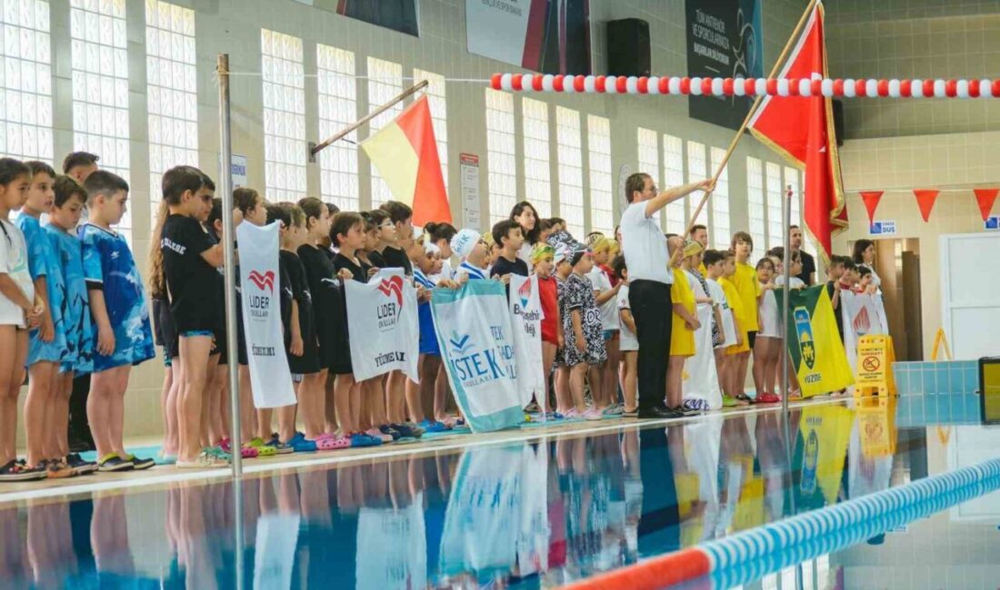 Aydın Adnan Menderes Üniversitesi (ADÜ) Yüzme Havuzu’nda düzenlenen Okul Sporları