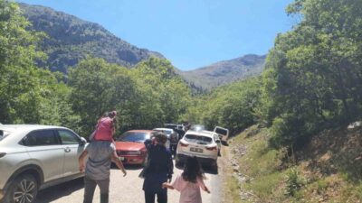 Konya’nın Bozkır ilçesine bağlı Karacahisar Mahallesi’nde bulunan Aygırdibi Şelalesi ve