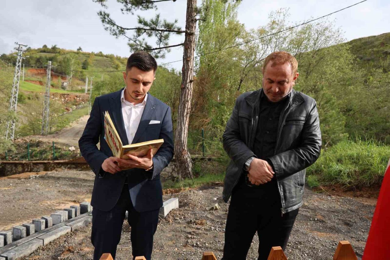 Kahramanmaraş’ta ortaokula düzenlenen silahlı saldırıda hayatını kaybeden öğretmen Ayla Kara’nın