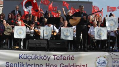 Balıkesir’in Ayvalık ilçesinde Ayvalık Belediyesi tarafından bu yıl 9.su düzenlenen