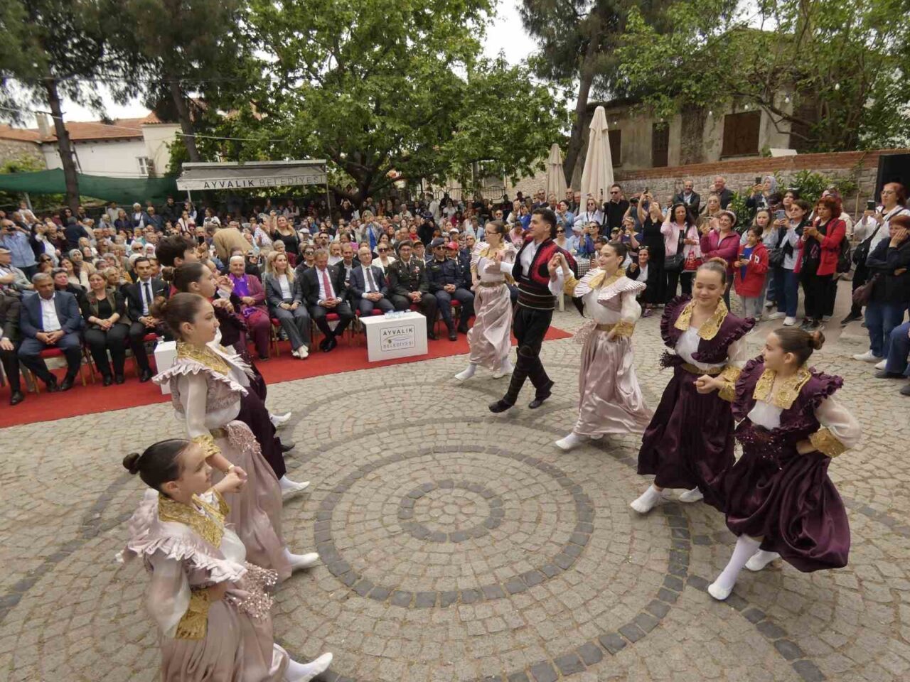 Balıkesir’in Ayvalık ilçesinde bu yıl 9’uncusu organize edilen Küçükköy Teferiç