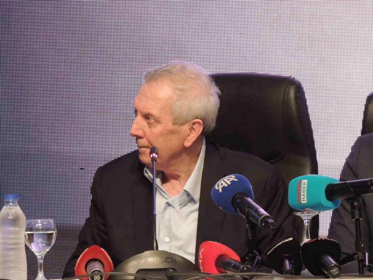 Fenerbahçe Kulübü Başkan Adayı Aziz Yıldırım, Mardin Fenerbahçeliler Derneği ziyaretinde