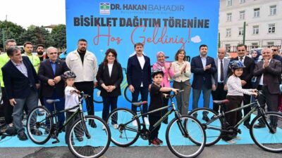 Bahçelievler Belediyesi’nce her ay düzenlenen bisiklet dağıtımının 40 ve 41’incisi