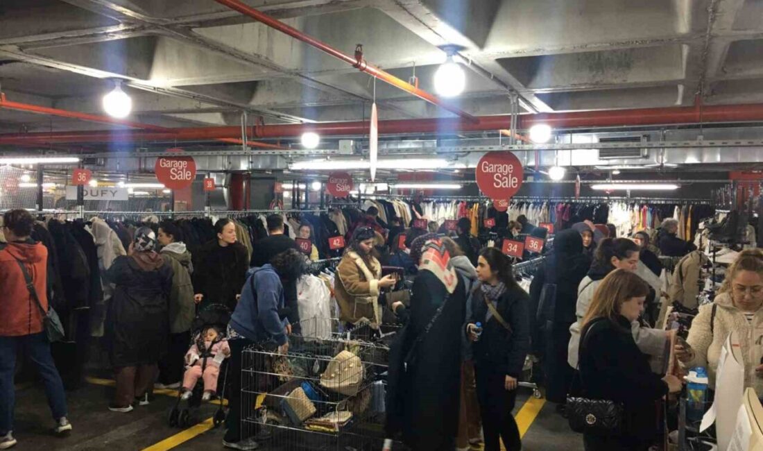 İstanbul Bahçelievler’de bulunan bir AVM’de düzenlenen Garaj Günleri etkinliği bu