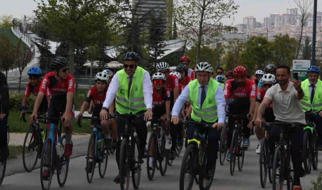 Gençlik ve Spor Bakanı Osman Aşkın Bak ile Sağlık Bakanı