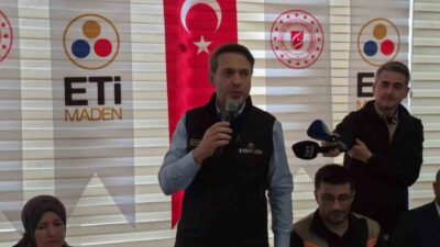Eskişehir’de işçilerle buluşan Enerji ve Tabii Kaynaklar Bakanı Alparslan Bayraktar,