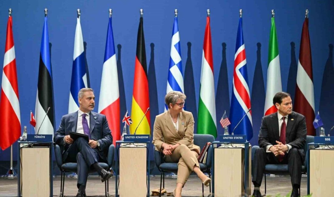 Dışişleri Bakanı Hakan Fidan, İsveç’in Helsingborg kentinde düzenlenen NATO Dışişleri