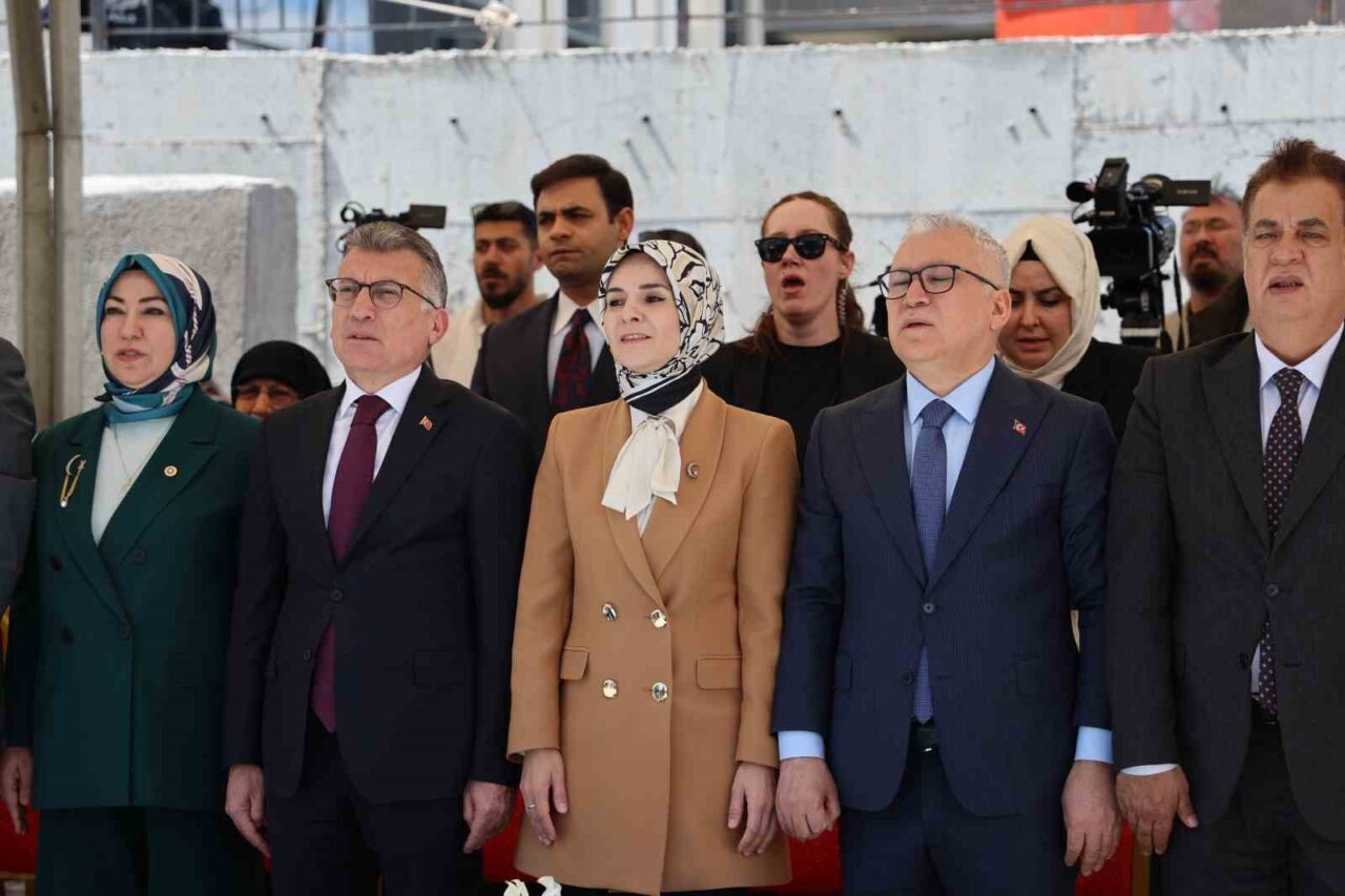 Aile ve Sosyal Hizmetler Bakanı Mahinur Özdemir Göktaş, Gemerek Huzur