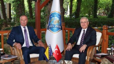 Milli Savunma Bakanı Yaşar Güler, Bosna Hersek Başbakan Yardımcısı ve