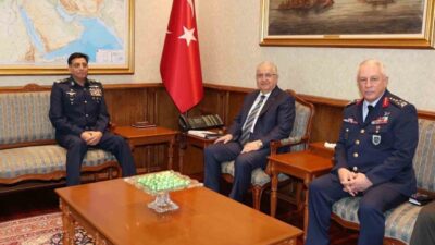 Millî Savunma Bakanı Yaşar Güler, Pakistan Hava Kuvvetleri Komutanı Orgeneral