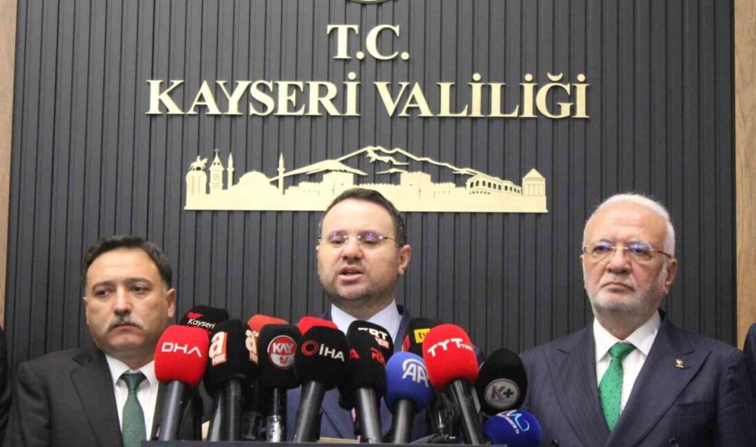 Çeşitli temaslarda bulunmak için Kayseri’ye gelen Adalet Bakanı Akın Gürlek