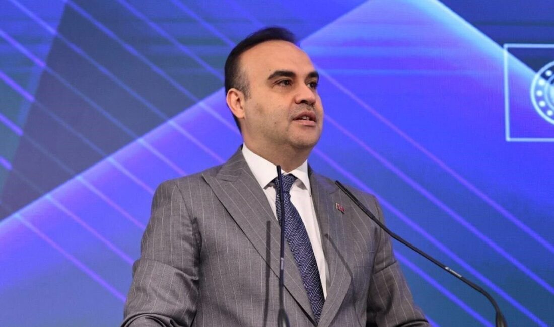 Sanayi ve Teknoloji Bakanı Mehmet Fatih Kacır, Türkiye’nin milli hava-hava