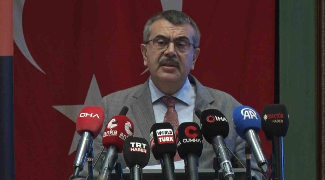 Milli Eğitim Bakanı Yusuf Tekin teknolojinin sürekli olarak gelişmesi hakkında,
