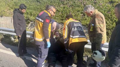 Bakırköy E-5’te seyir halindeki motosiklet sürücüsü, kamyonete çarparak yaralandı. İlk