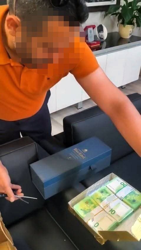 Antalya’nın Manavgat ilçesinde belediye içerisinde çıkar amaçlı suç örgütü kurulduğu