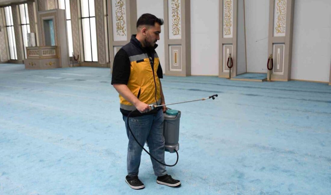 Balıkesir Büyükşehir Belediyesi, şehrin dört bir yanında yürüttüğü eş zamanlı