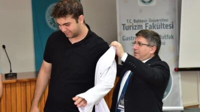 Balıkesir Üniversitesi Turizm Fakültesinde Gastronomi ve Mutfak Sanatları Bölümü öğrencileri