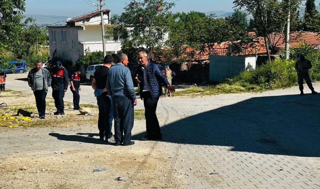 Balıkesir’in Altıeylül ilçesinde çıkan silahlı kavgada 1 kişi öldü, 3