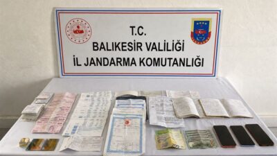 Balıkesir’in Gömeç ve Bandırma ilçelerinde jandarma ekiplerince organize suç örgütlerine