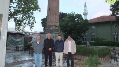 Balıkesir’in Burhaniye ilçesinde, Geriş Mahallesinde yer alan camisiz ’Çerkez Minaresi’