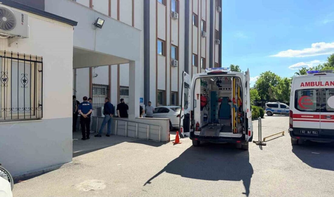 Adıyaman’ın Kahta ilçesi Baraj Yolu üzerinde meydana gelen motosiklet kazasında