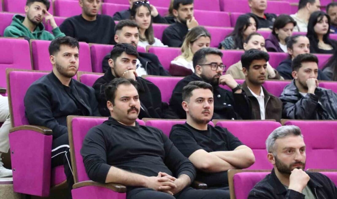 Bartın Üniversitesinin (BARÜ) Bilim Kafe etkinlikleri kapsamında düzenlediği panelde kadın