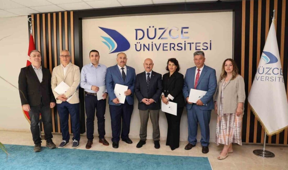 Düzce Üniversitesi idari personelinin performanslarının değerlendirilmesi ve ödül yönergesi kapsamında