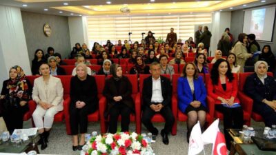 Erzincan’da düzenlenen “Zirvede Kadın Var!” etkinliği, kadın girişimcilerin başarı hikâyelerine