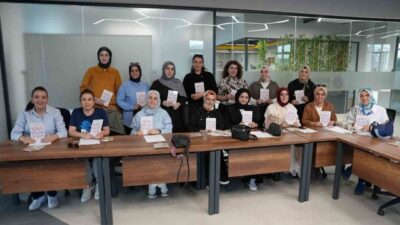 Başiskele Belediyesi tarafından düzenlenen Bibliyoterapi Okumaları programının üçüncü oturumu gerçekleştirildi.