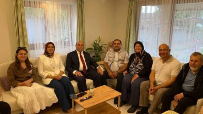 Sarıgöl Belediye Başkanı Tahsin Akdeniz, Kurban Bayramı dolayısıyla şehit aileleri