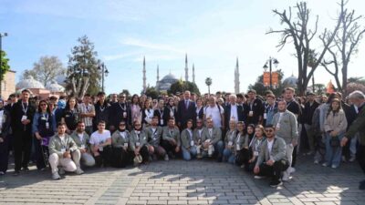 Konya Büyükşehir Belediyesi’nin şehir genelindeki 11. sınıf öğrencilerinin Yüksek Hızlı