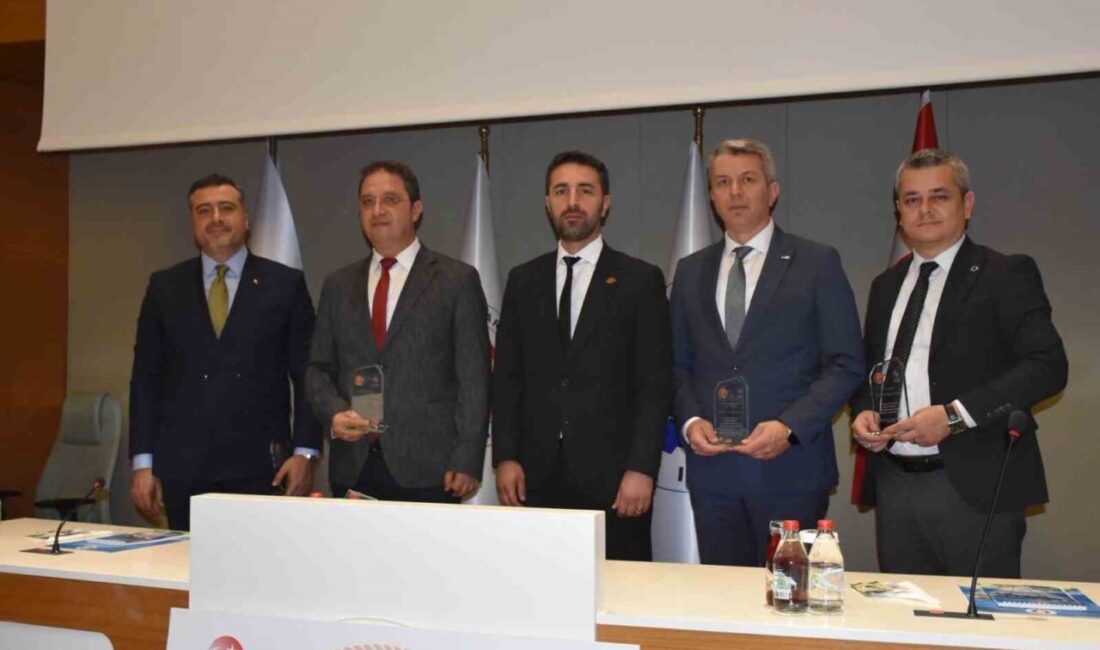 Manisa Gazeteciler Cemiyeti tarafından yürütülen Manisa Medya Akademisi kapsamında düzenlenen