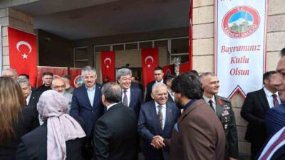 Kayseri Büyükşehir Belediye Başkanı Dr. Memduh Büyükkılıç; Kurban Bayramı’nı Kayserililerle
