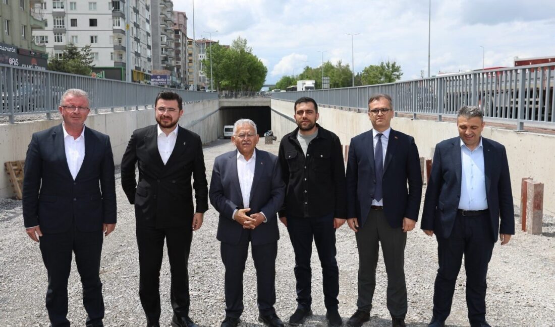 Kayseri Büyükşehir Belediye Başkanı Dr. Memduh Büyükkılıç; Osman Kavuncu Bulvarı
